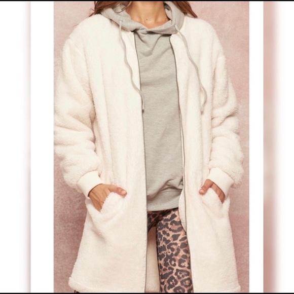 New✨ Ivory Faux Fur Coat Jacket - Picture 4 of 5